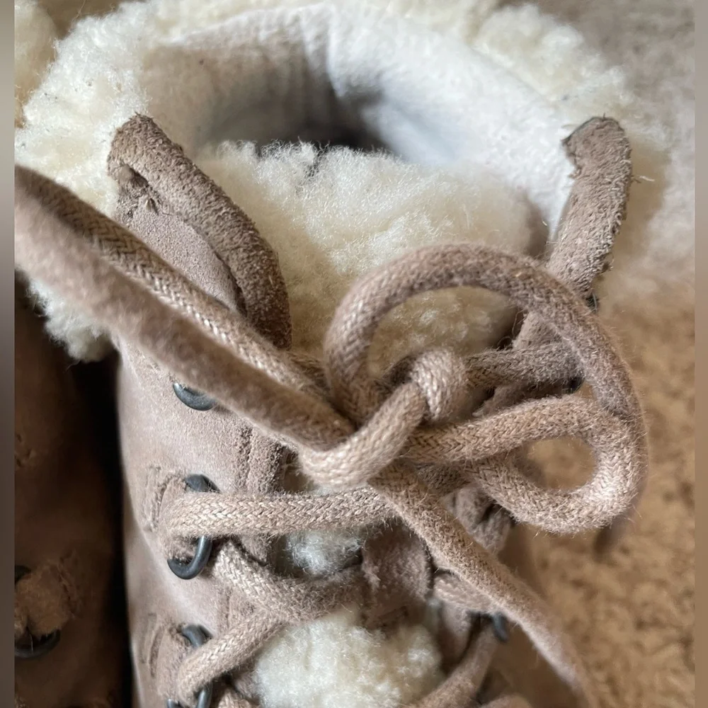 Sorel Sherpa Trim Harlow Lace Up Bootie Taupe Leather  Waterproof Women's Sz 9